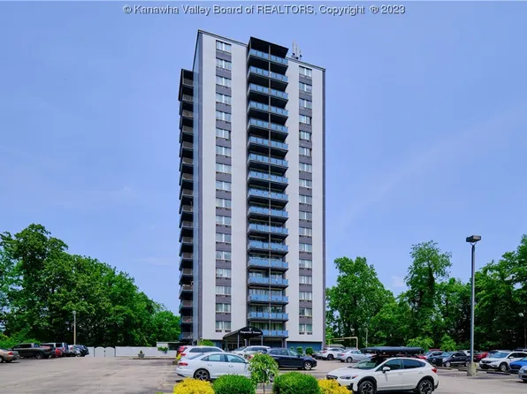 1800 Roundhill Rd APT 502, Charleston, WV 25314