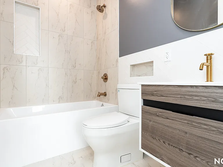 156 Martense St #3L — Photo 8