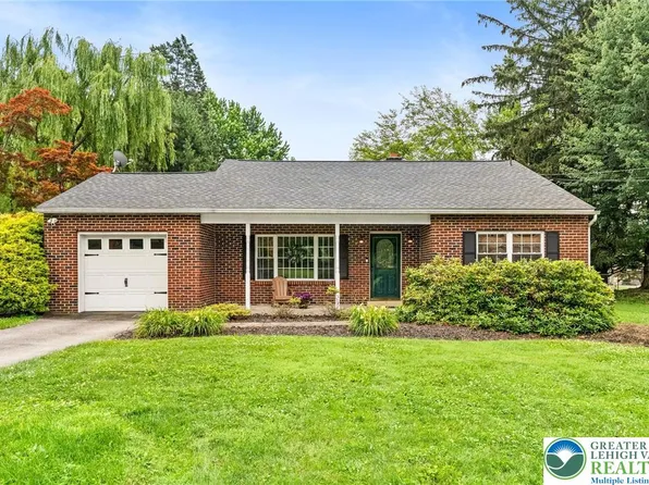 4030 Winfield Ter, Easton, PA 18045