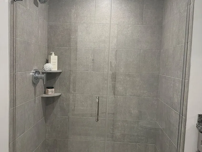 585 ESSEX STREET — Photo 35