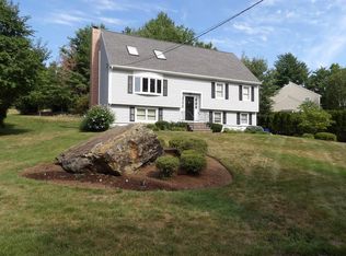 31 Glenridge Dr, Bedford, MA 01730