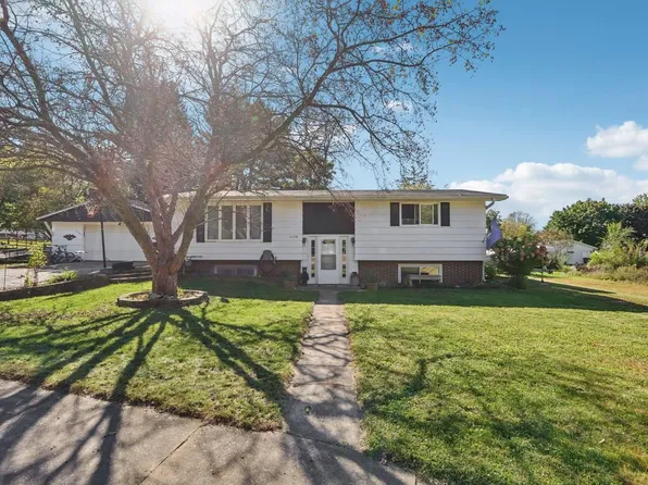 1136 14th Street, Reedsburg, WI 53959