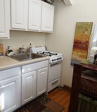 5th image of 4474 N Oakland Ave APT 103