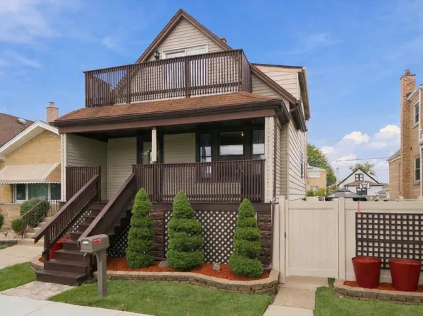 5715 S Oak Park Ave, Chicago, IL 60638