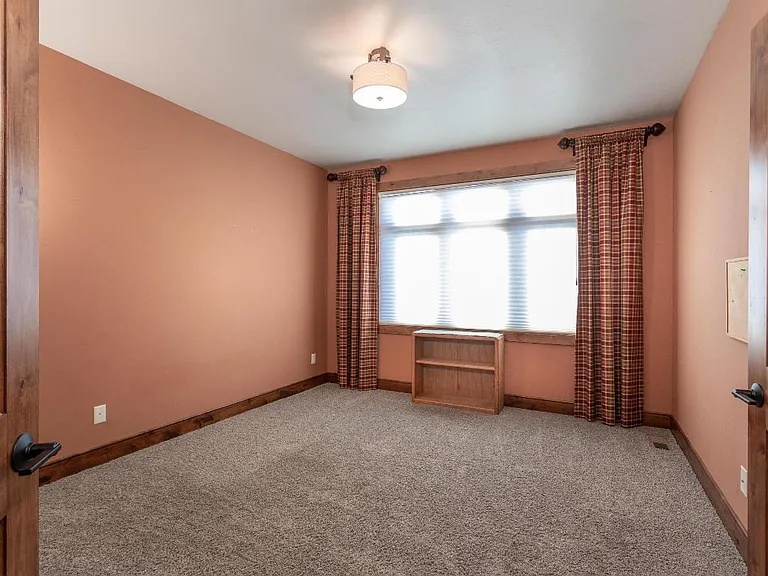 2 Granite Springs Trl — Photo 4