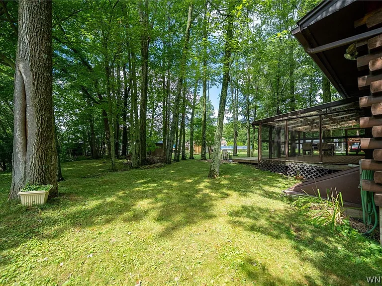 8376 Cobblestone Ct — Photo 12