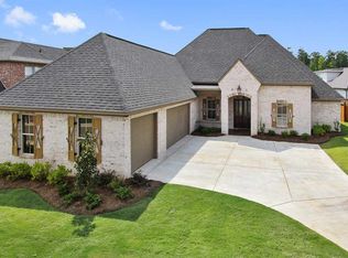 607 Turquoise Ct, Flowood, MS 39232