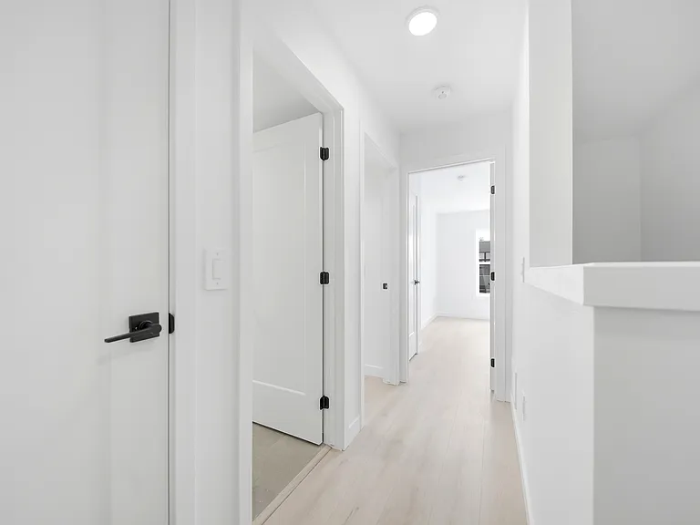 31 Mill St #12 — Photo 24