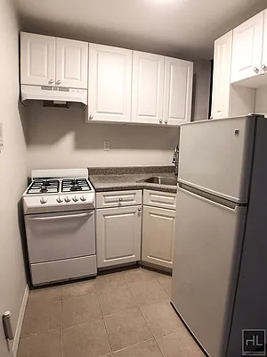 Rented by Highline Residential | media 4