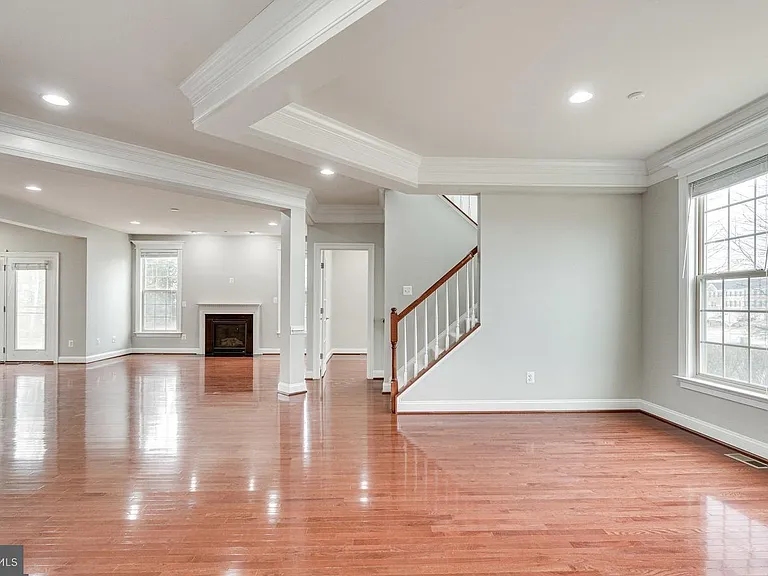 42695 Macauley Pl — Photo 3
