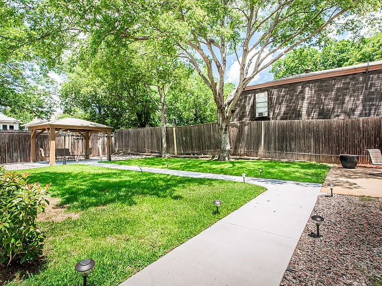 4719 Junius St #1 — Photo 40