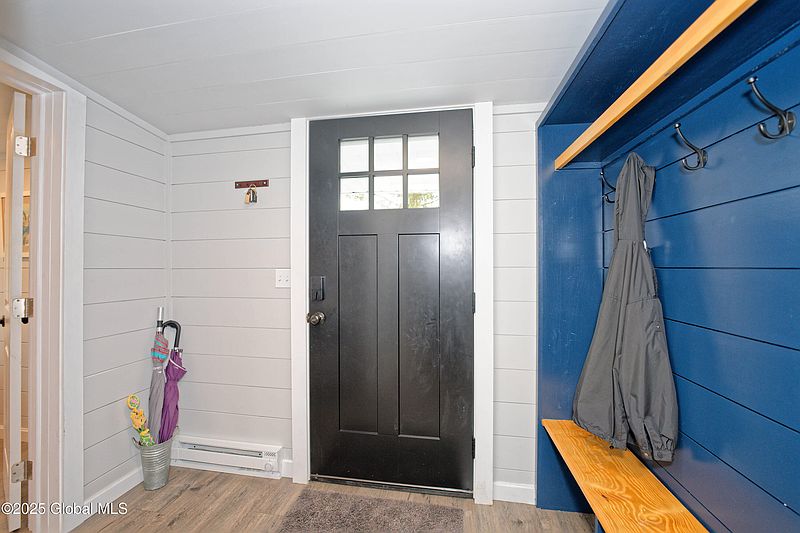 5th image of 251 Brandle Road
