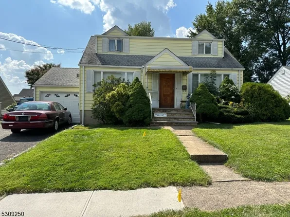 12-40 Fairclough Pl, Fair Lawn Boro, NJ 07410