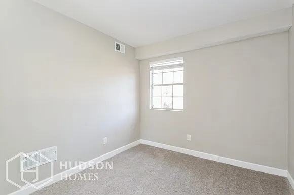 11280 Bramshill Dr — Photo 6