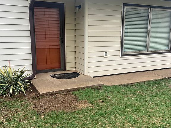 Front door side entrance