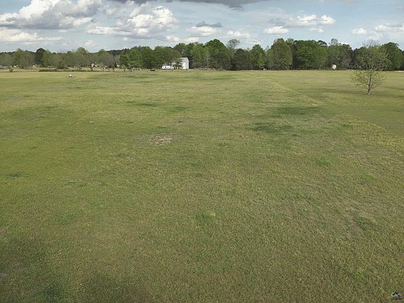 4th image of 224 Scott Rd