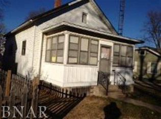 809 W Jefferson St, Bloomington, IL