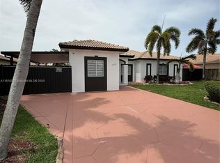 1407 SE 6th St #2, Homestead, FL 33033