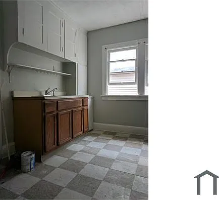 15722 Holmes Ave #2 — Photo 7