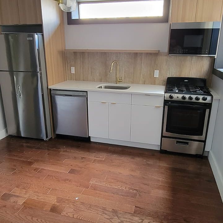 1st image of 62 Vroom St #1C
