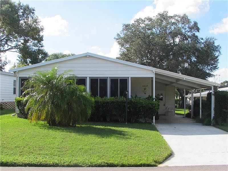 1st image of 6037 Grand Oaks Dr SE