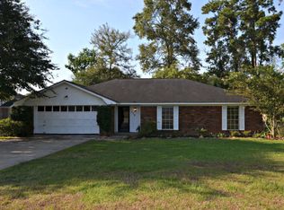 119 Inwood St, Silsbee, TX 77656