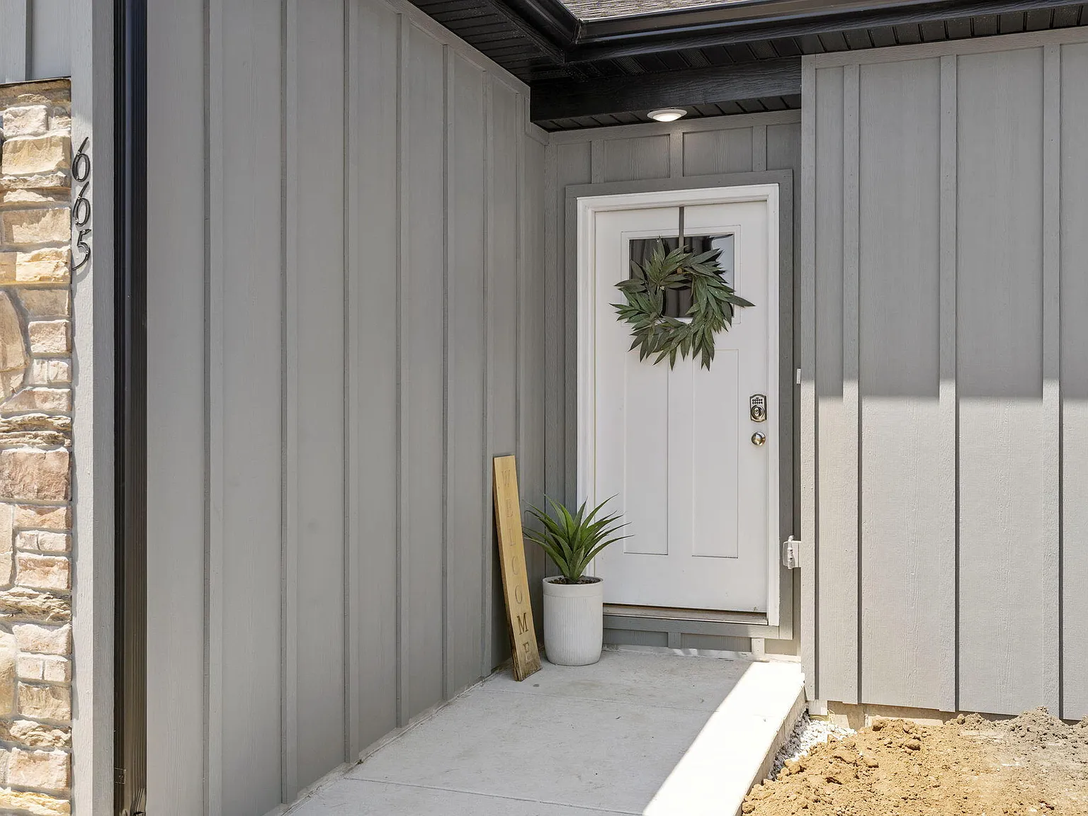 3 bed, $1,595 — Photo 3