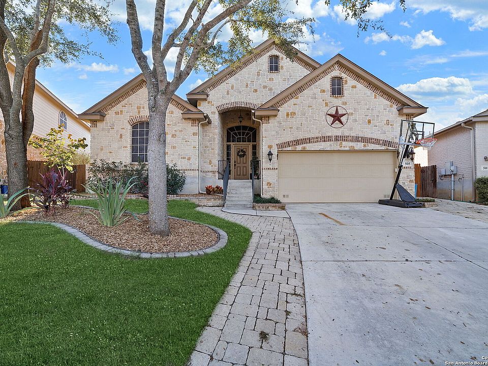 1st image of 505 Hillocks Cove