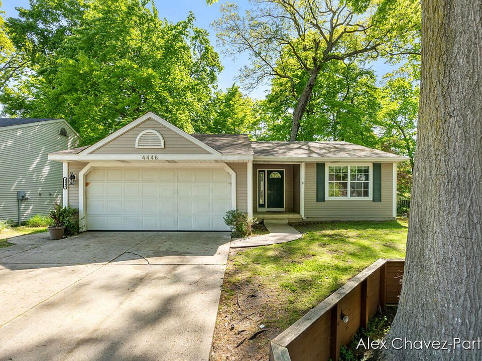 1st image of 4446 Summertime Ct SE