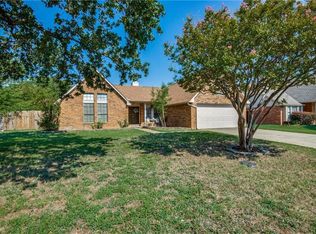 3406 Bellview Dr, Corinth, TX 76210