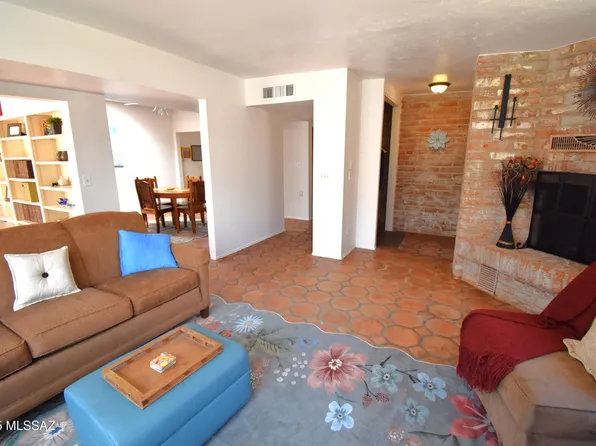 1345 W Placita Oro, Tucson, AZ 85745