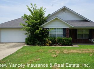 2013 Green Meadow Dr, Van Buren, AR 72956