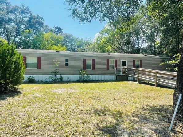 809 NW 1st St, Carrabelle, FL 32322