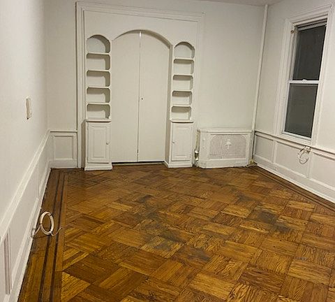 4th image of 1172 Rogers Ave #1