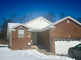 101 Turnberry Dr, Frankfort, KY 40601