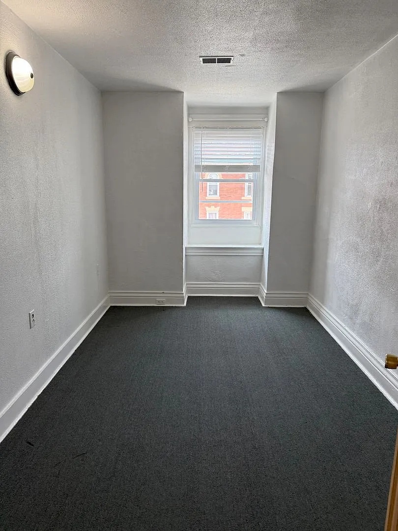 3614 Dawson st — Photo 2