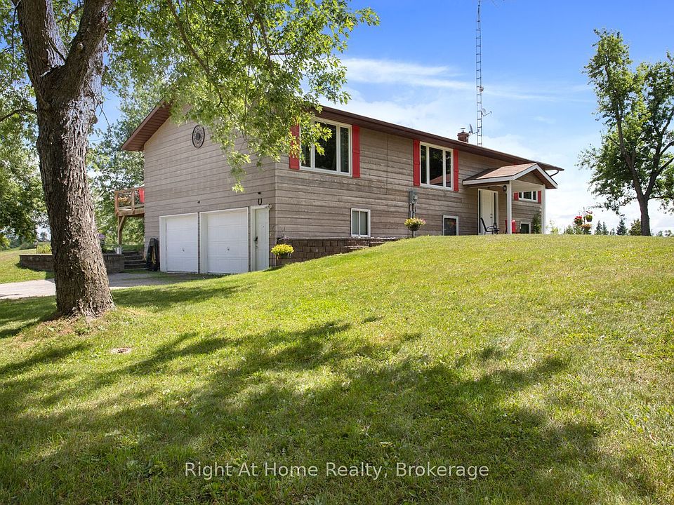 1st image of 34 Birch Point Rd