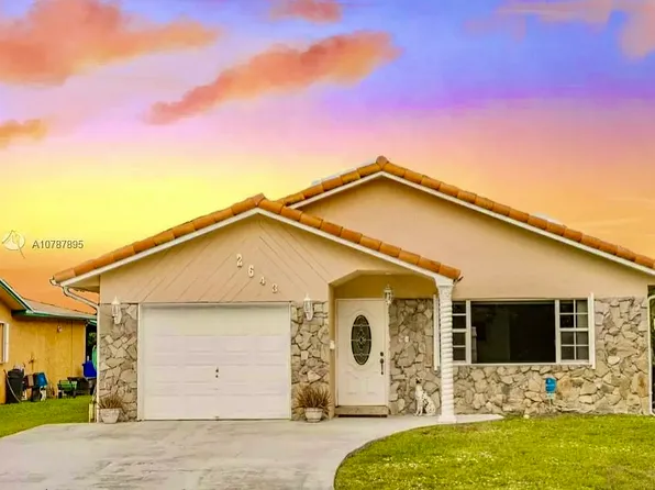 2643 Fillmore St, Hollywood, FL 33020