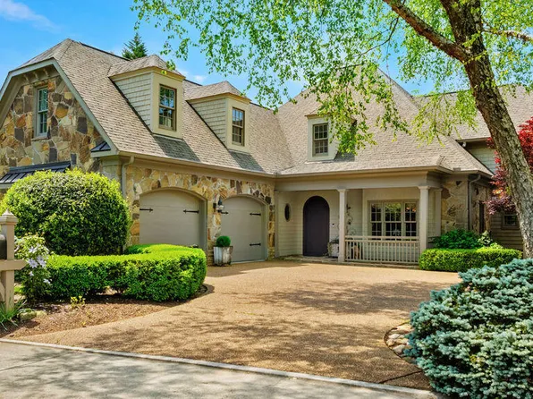 6331 Waters Edge Ln, Knoxville, TN 37919