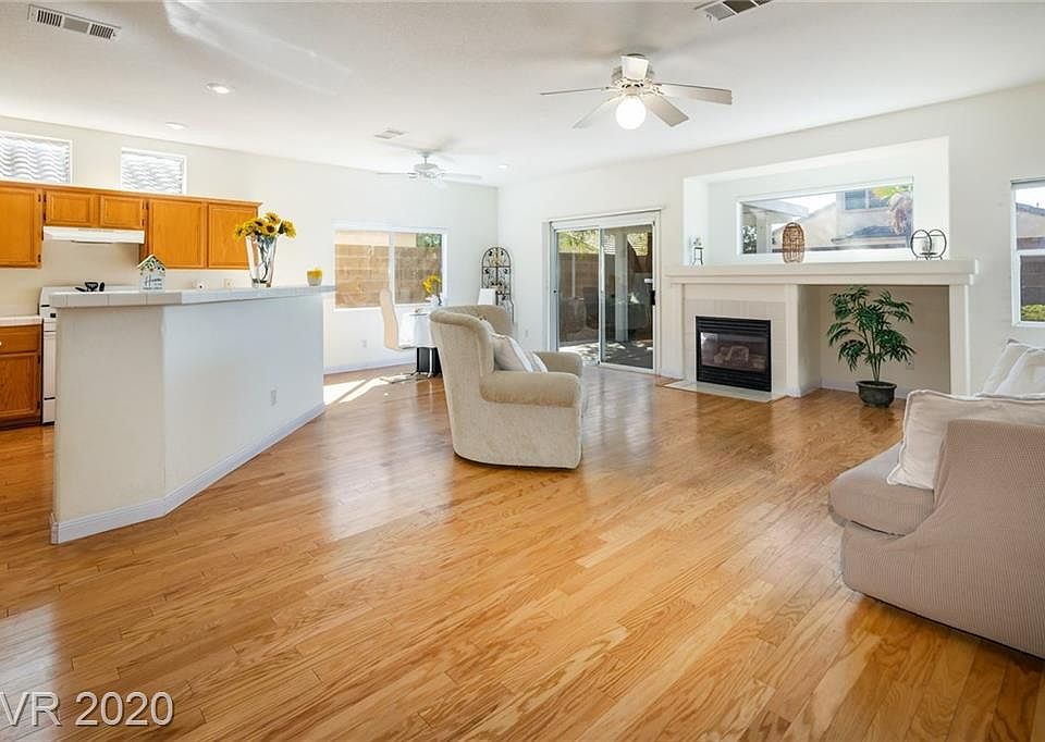 1st image of 10159 Queensbury Ave