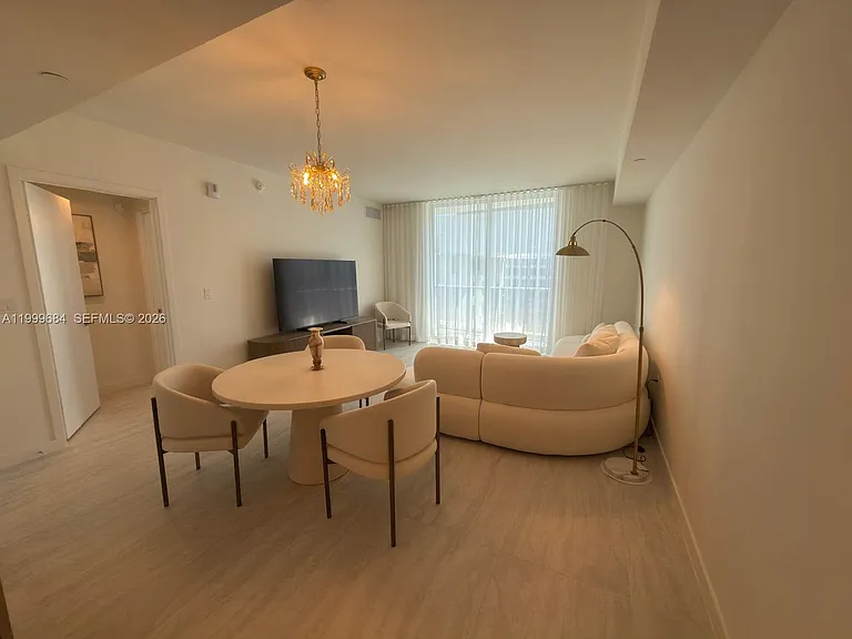 77 SE 5th St #4214 — Photo 7