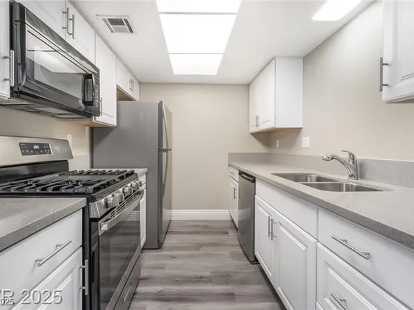 445 N Lamb Blvd APT C, Las Vegas, NV 89110