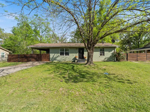 1180 Clay St, Canton, TX 75103