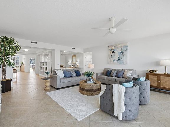 3rd image of 2550 Harbourside Dr APT 333