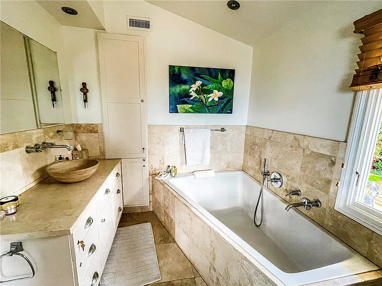 30722 Marilyn Dr — Photo 23