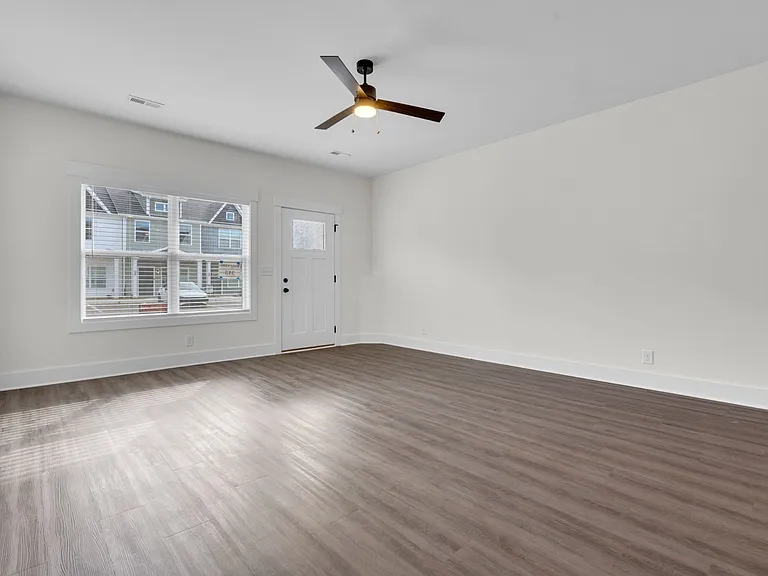 119 Front Ridge Cir — Photo 11