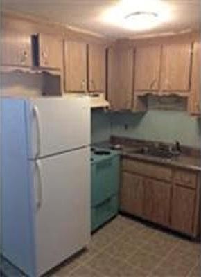 2nd image of 16 Waldemar Ave APT 306