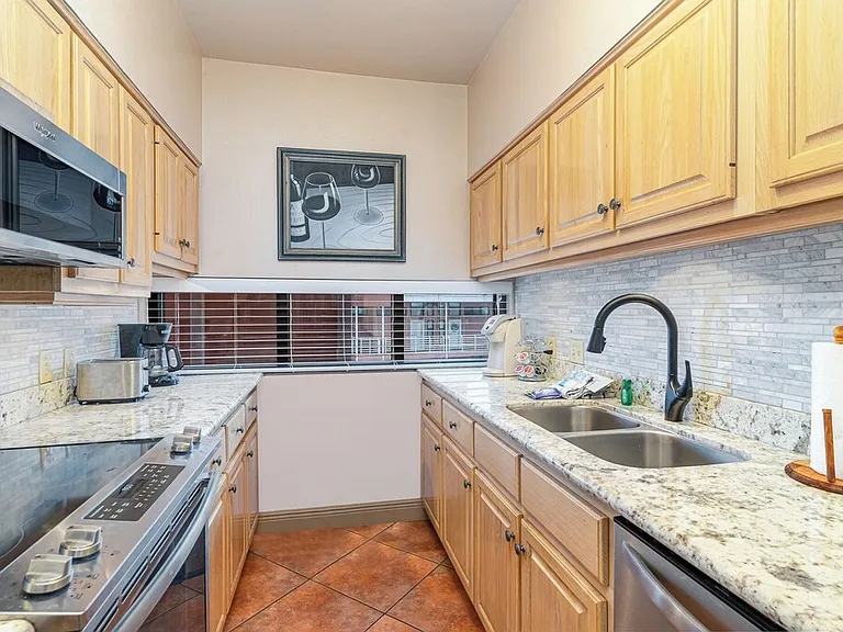 1390 Fort Pickens Rd #210 — Photo 19