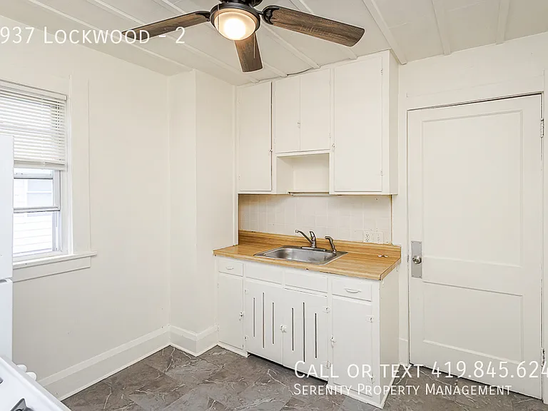 3937 Lockwood Ave #2 — Photo 4
