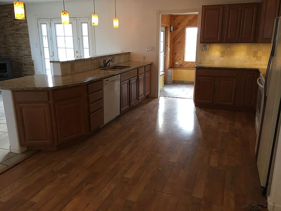 Granite countertops new D/W